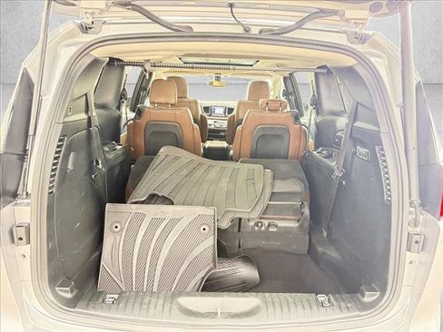 Used 2018 Chrysler Pacifica Limited FWD image 14