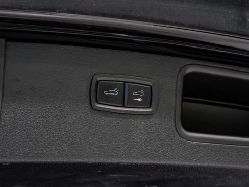 Used 2017 Porsche Macan GTS w/ Premium Package Plus AWD/4WD image 56