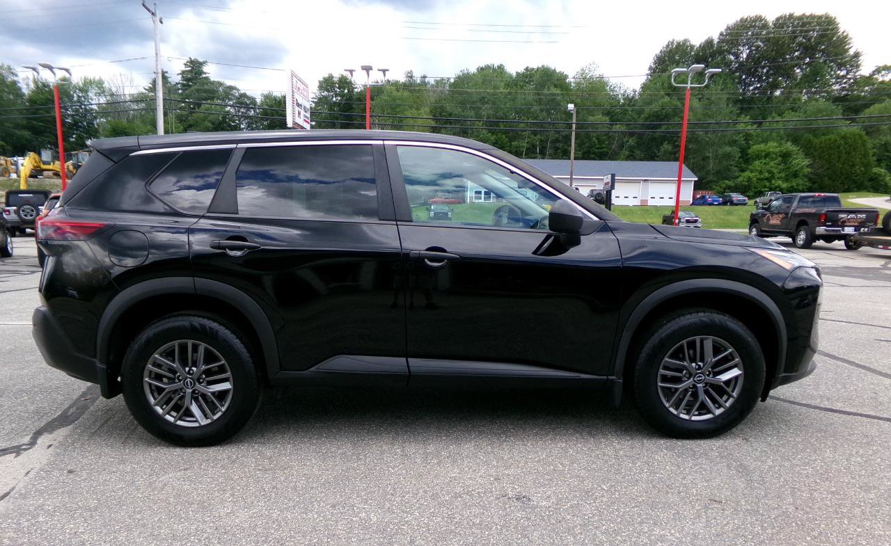 Used 2022 Nissan Rogue S AWD/4WD image 6