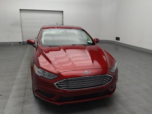 Used 2018 Ford Fusion SE w/ Fusion SE Technology Package image 14
