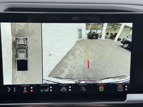 Used 2024 GMC Sierra 1500 SLT w/ SLT Premium Plus Package image 19