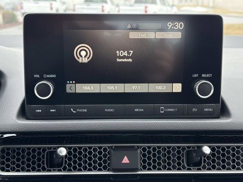 Used 2025 Honda Civic Sport image 3