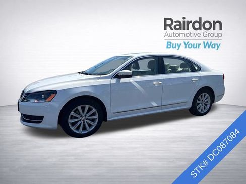 Used 2013 Volkswagen Passat 2.5 SEL FWD image 3