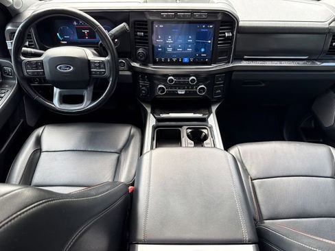 Used 2023 Ford F250 Lariat w/ Lariat Ultimate Package AWD/4WD image 12