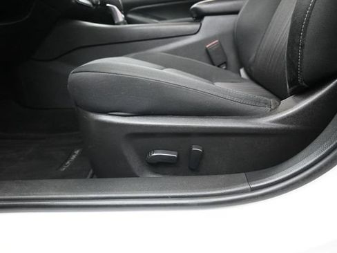 Used 2025 Nissan Altima 2.5 SV FWD image 22