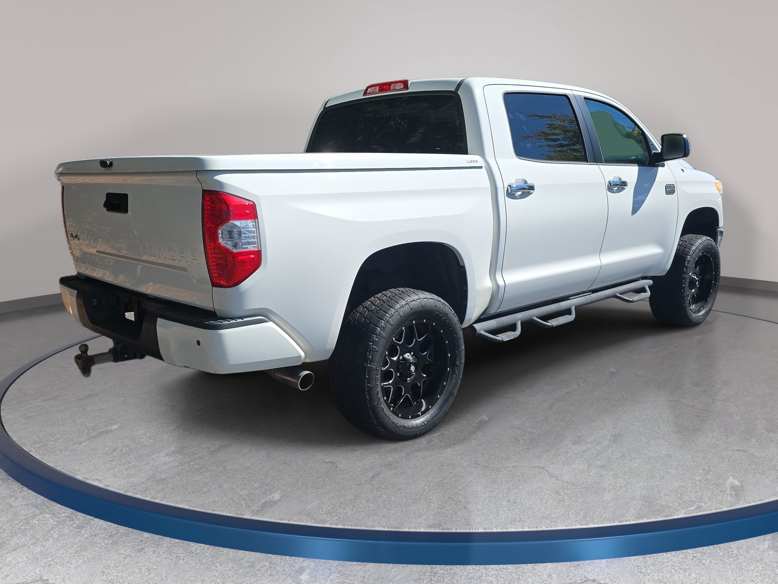 Used 2016 Toyota Tundra 1794 Edition AWD/4WD image 5