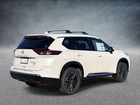 New 2026 Nissan Rogue Platinum w/ Platinum Premium Package image 2