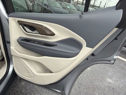 Used 2024 GMC Terrain Denali w/ Denali Premium Package image 16