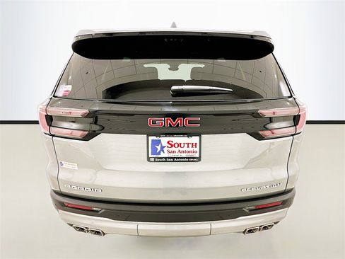 New 2026 GMC Acadia Elevation image 6