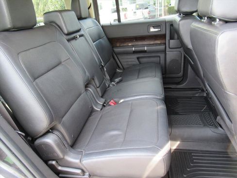 Used 2018 Ford Flex Limited image 27