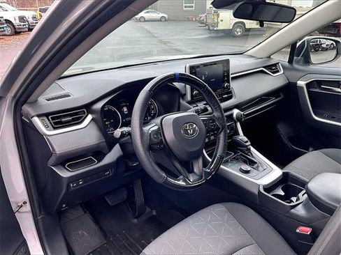 Used 2019 Toyota RAV4 XLE image 14