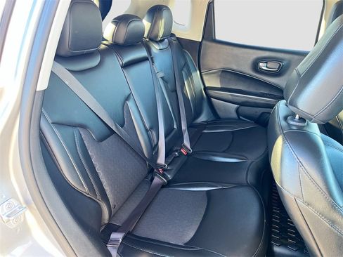 Used 2020 Jeep Compass Latitude image 24