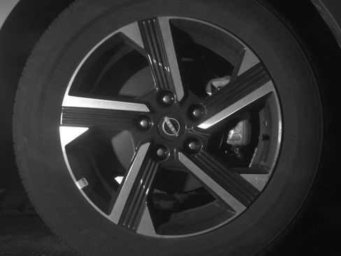 Used 2025 Nissan Sentra SV FWD image 13