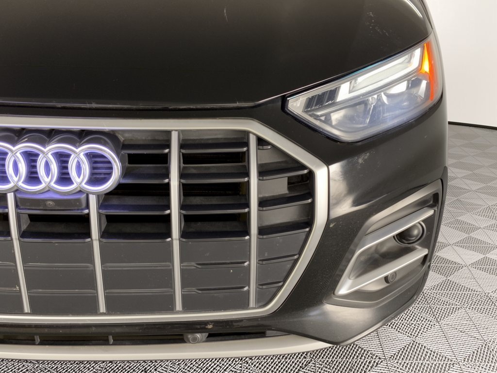 Used 2023 Audi Q5 2.0T Premium Plus w/ Premium Plus Package AWD/4WD image 12