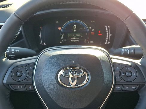 Certified 2026 Toyota Corolla SE FWD image 18