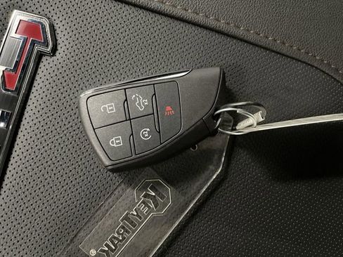 New 2026 GMC Sierra 2500 AT4 w/ AT4 Premium Plus Package image 37