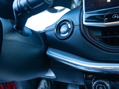 Used 2023 Jeep Compass Limited image 20