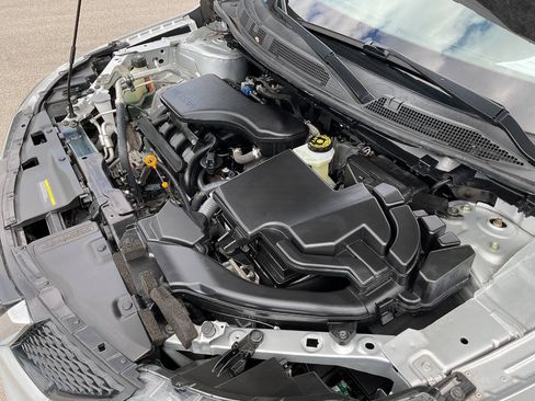 Used 2019 Nissan Rogue Sport SV AWD/4WD image 48