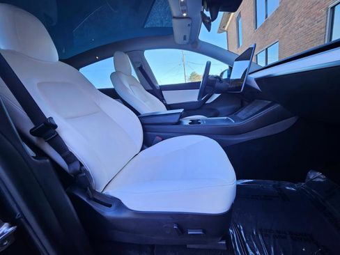 Used 2022 Tesla Model Y Performance image 53