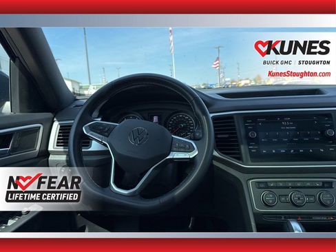 Used 2021 Volkswagen Atlas Cross Sport SE w/ Panoramic Sunroof Package image 42