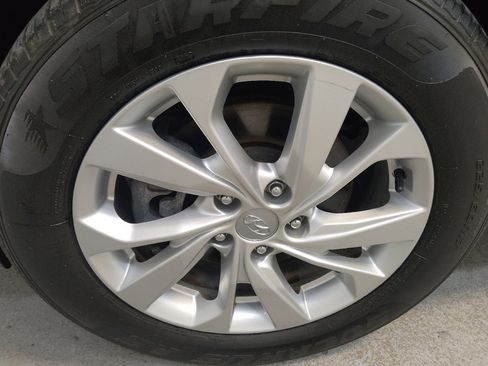 Used 2019 Hyundai Tucson SE AWD/4WD image 31