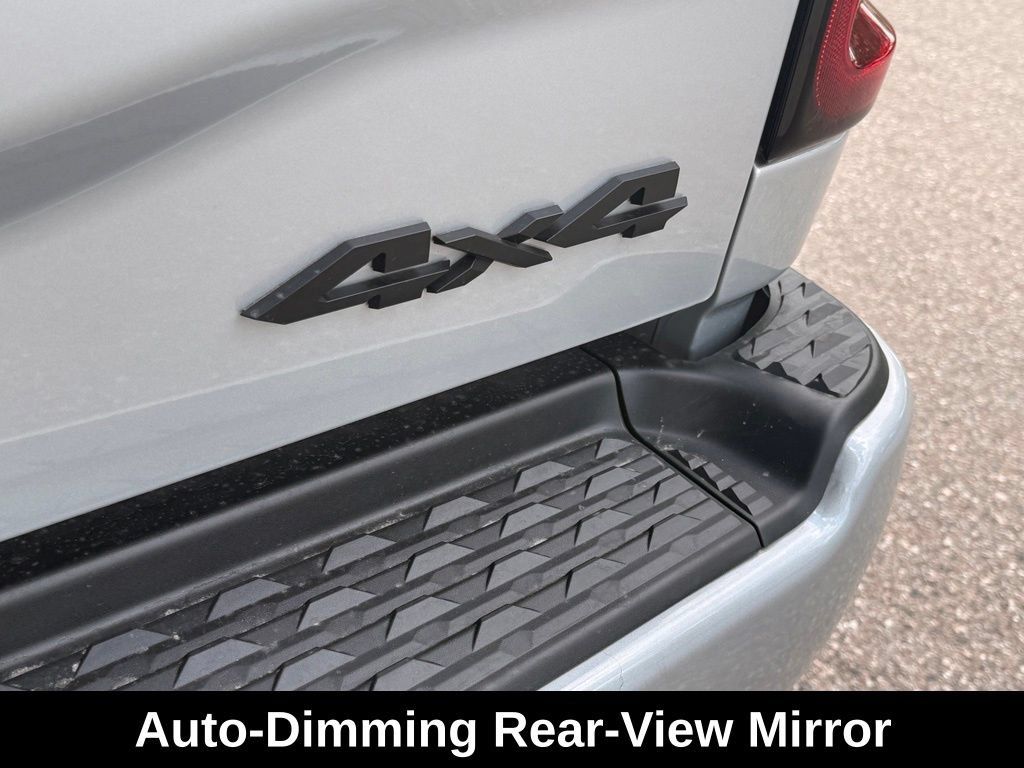 New 2026 RAM 3500 Big Horn AWD/4WD image 40
