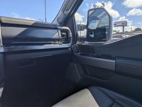 Certified 2025 Ford F350 Lariat w/ Lariat Ultimate Package AWD/4WD image 15