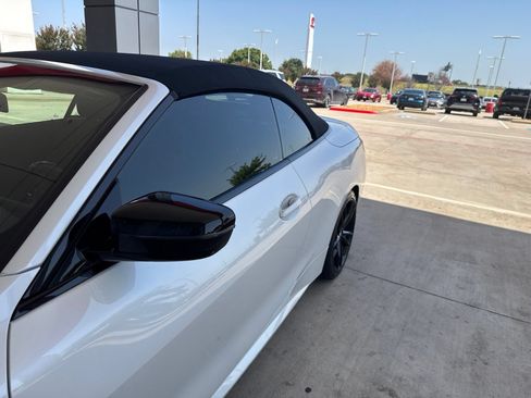 Used 2024 BMW 430i Convertible w/ M Sport Package RWD image 4