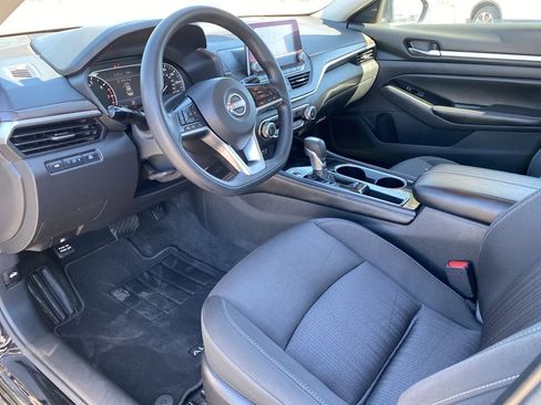 Used 2023 Nissan Altima 2.5 SV image 23