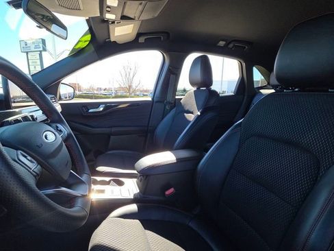 Used 2025 Ford Escape ST-Line image 21