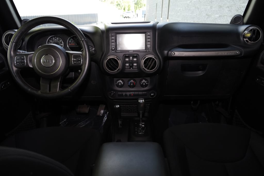 Used 2014 Jeep Wrangler Unlimited Sport w/ Quick Order Package 24S AWD/4WD image 19
