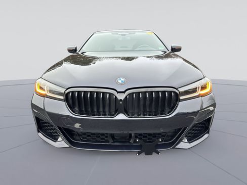 Used 2022 BMW M550i xDrive M550i xDrive w/ Executive Package image 4