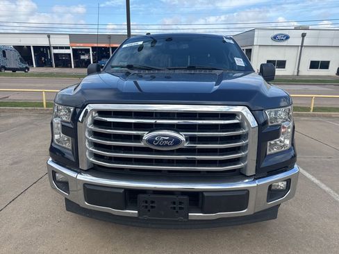Used 2017 Ford F150 XLT w/ Equipment Group 302A Luxury RWD image 2