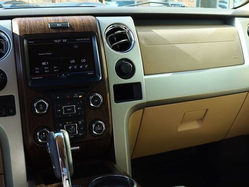 Used 2013 Ford F150 Lariat w/ Luxury Equipment Group image 41