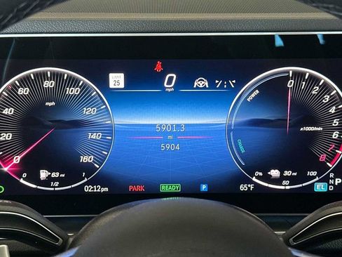 Used 2025 Mercedes-Benz GLE 450e 4MATIC image 35