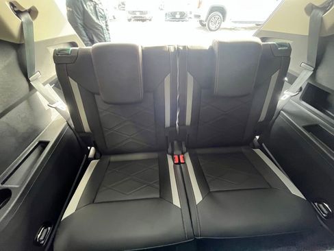 New 2026 Volkswagen Atlas Peak Edition AWD/4WD image 26