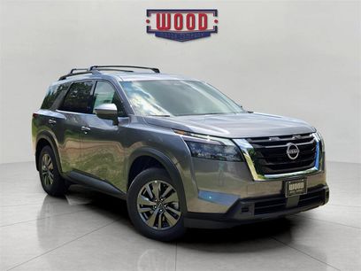 New 2025 Nissan Pathfinder SV