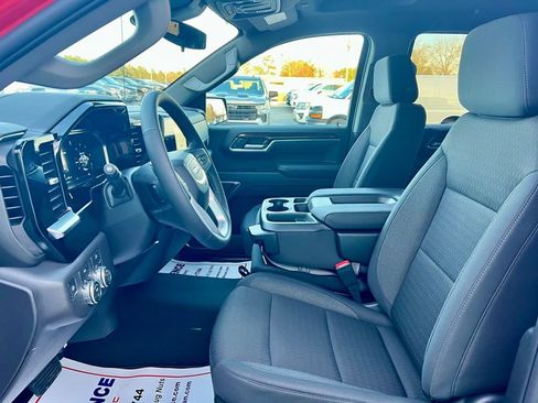 New 2026 GMC Sierra 1500 Elevation image 12