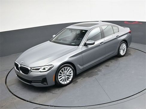 Used 2023 BMW 530i xDrive image 24