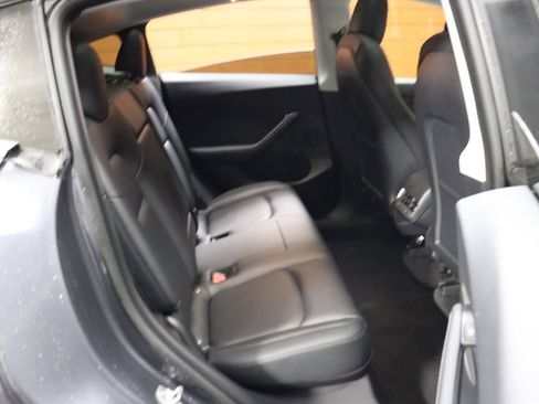 Used 2023 Tesla Model Y Long Range image 43