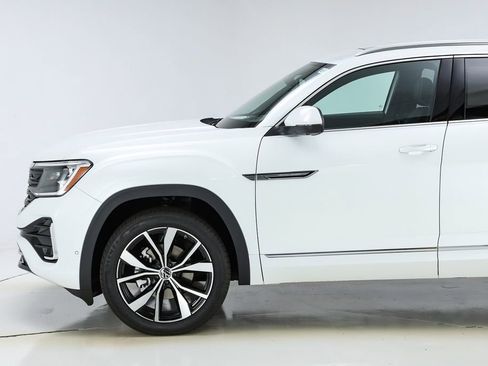 New 2026 Volkswagen Atlas Cross Sport SEL Premium R-Line AWD/4WD image 3