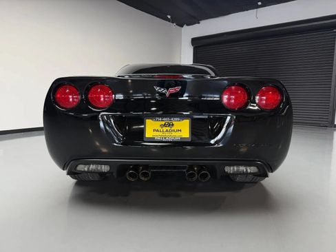 Used 2013 Chevrolet Corvette Coupe w/ 3LT Preferred Equipment Group RWD image 5