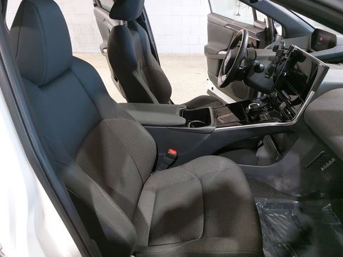 Used 2023 Subaru Solterra Premium image 10