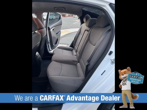 Used 2016 Hyundai Elantra SE image 14