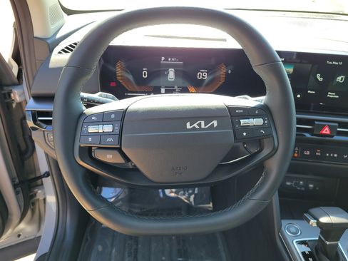 Used 2026 Kia Sportage EX w/ EX Panorama Roof Package FWD image 22