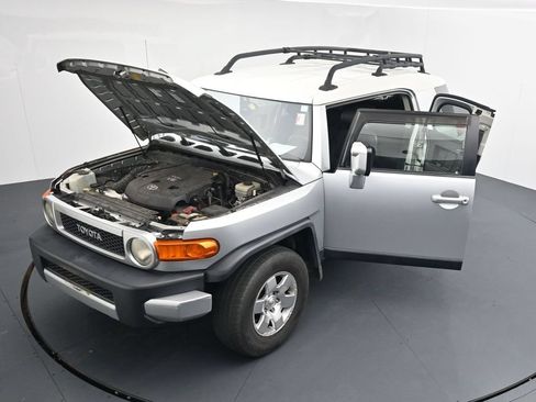 Used 2008 Toyota FJ Cruiser 4WD w/ Convenience Pkg image 25