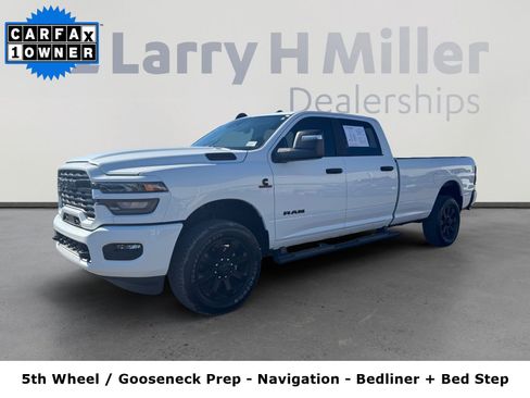 Used 2025 RAM 3500 Big Horn AWD/4WD image 1