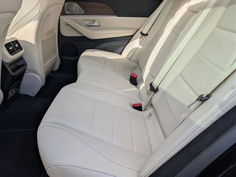 New 2026 Mercedes-Benz GLE 450 4MATIC image 14