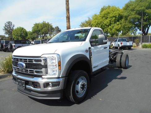 New 2025 Ford F550 4x4 Regular Cab Super Duty image 24