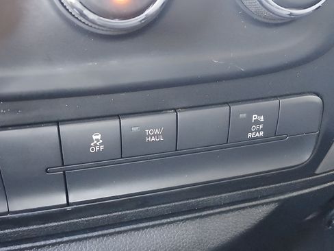 Used 2020 RAM 1500 Warlock AWD/4WD image 15